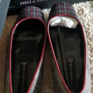 Steve Madden Plaid Shoes